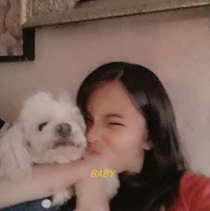 Meet your Posher, Mia